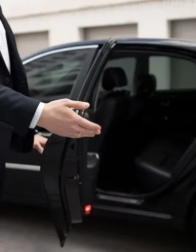 private-chauffeur-in-london-opening-car-door